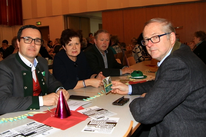 Besonders die Solisten Kerstin Scheiber-Maurer auf der Piccolo- Trompete sowie die Sänger Linda Koch und Harald Krahser erhielten hohe Zustimmung.