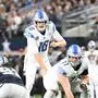 Detroit Lions Jared Goff calls a play against the Dallas Cowboys at AT&T Stadium in Arlington, Texas on Saturday, December 30, 2023. The Cowboys defeated the Lions 20-19. PUBLICATIONxINxGERxSUIxAUTxHUNxONLY ARL2023123014 IANxHALPERIN