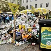 Eine Woche lang wurde gesammelt, zum Ende der Aktionswoche wurde der Müllberg präsentiert