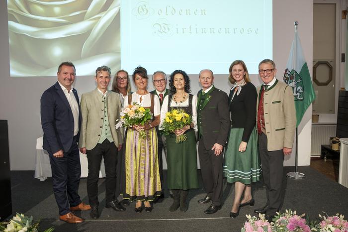 Ingrid Pichler und Margit Reiterer erhielten die Goldene Wirtinnenrose