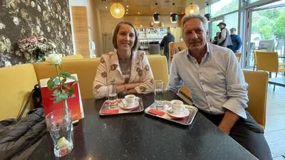 Birgit Kratzer übernimmt das Café Sole von ihrem ehemaligen Chef Gerhard Oberer