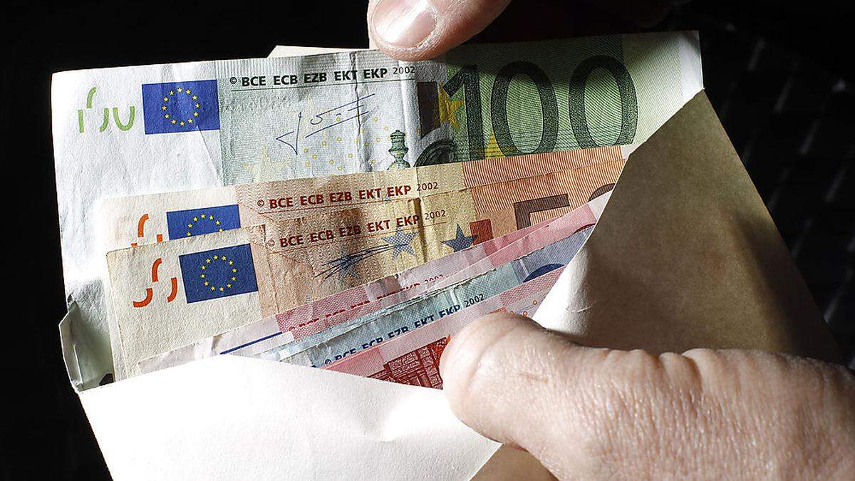 Mehr als 10.000 Euro bewahrte ein Spittaler in seinem Pkw auf