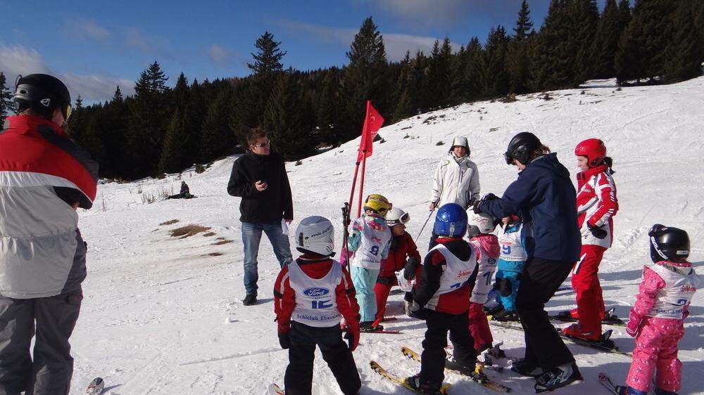 Vor allem für Familien und Kinder ist das Skigebiet Eberstein gut geeignet