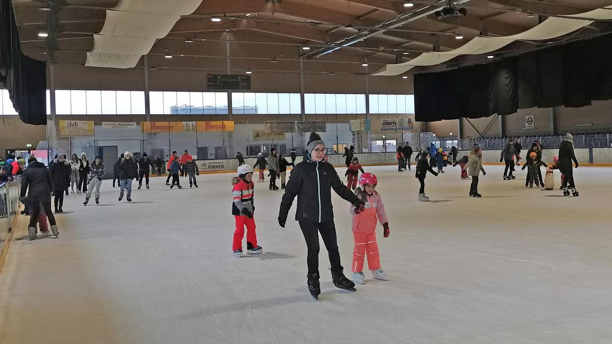 Die Eishalle in Wolfsberg eröffnet am 2. November wieder