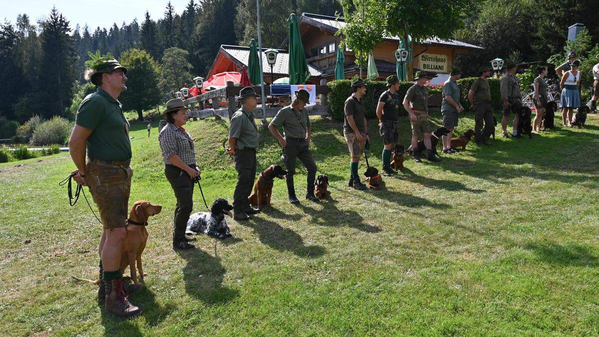 Auch ein Jagdhund will gut ausgebildet sein - selbst Jagdhundwissen wird im Jungjägerkurs vermittelt