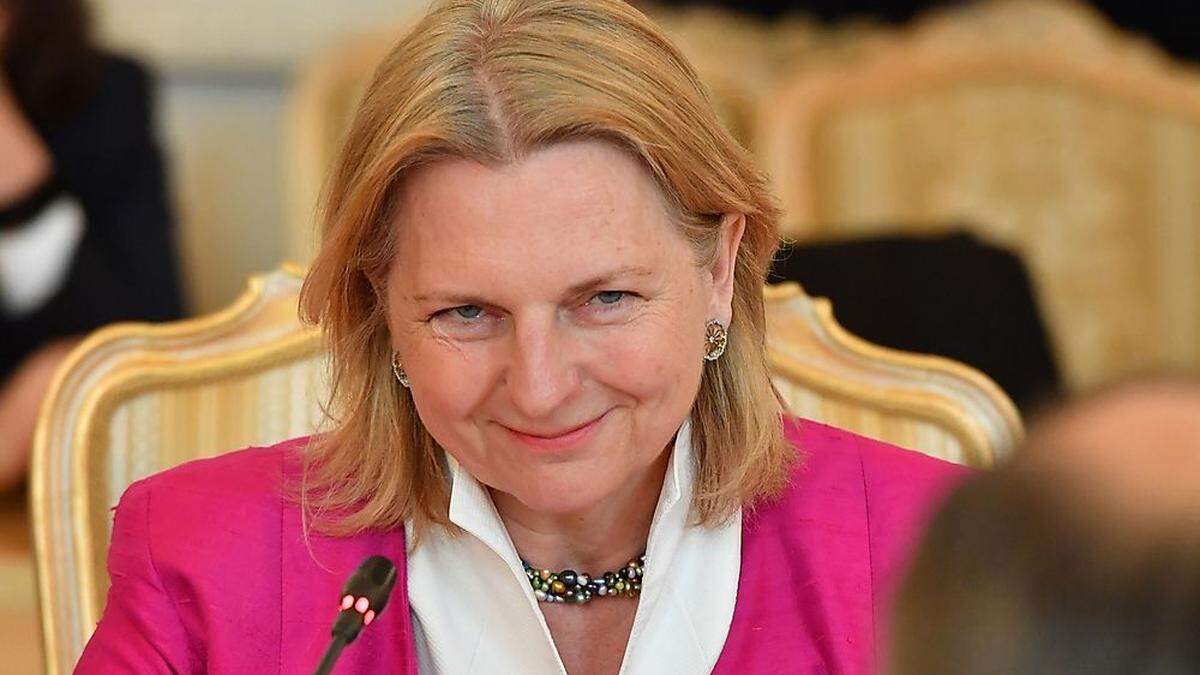 Außenministerin Karin Kneissl