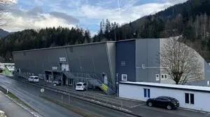 Die Nockhalle Radenthein von außen