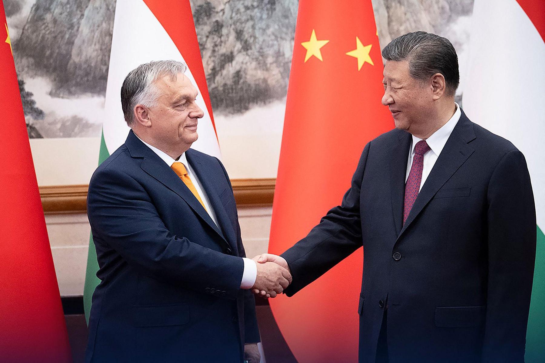 Viktor Orbán auf „Friedensmission“ in Peking: Gespräche mit Xi