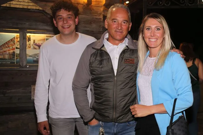 Besucherinnen und Besucher der Dienstagsevents, bei denen auch Melissa Naschenweng oder die "Draufgänger" schon auftraten, kommen mittlerweile aus ganz Österreich auf die Teichalm.