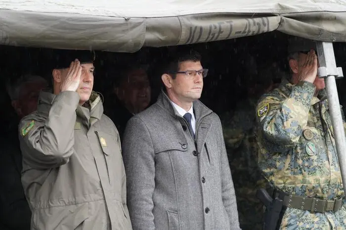 Landeshauptmann-Stellvertreter Martin Gruber betonte die Wichtigkeit des Bundesheeres speziell in Krisenzeiten und den hohen Ausbildungsstand in der Lieserstadt.