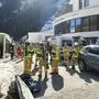 Mehrere Feuerwehren sind bei der Hotelanlage in Hopfgarten in Defereggen im Einsatz 