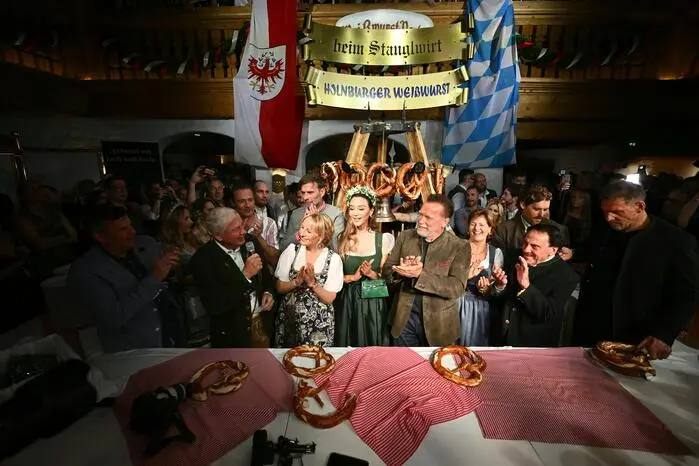 Promi-Alarm bei der 33. Weißwurst-Party im Stanglwirt