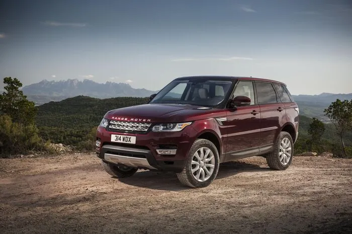 Der Range Rover Sport – zu haben um rund 45.000 Euro - liegt auf Platz fünf.