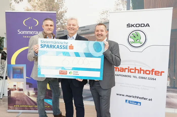 Klaus Sommerauer (Sommerauer Immobilien) und Thomas Marichhofer (Autohaus Marichhofer) spendeten 6000 Euro für die gute Sache