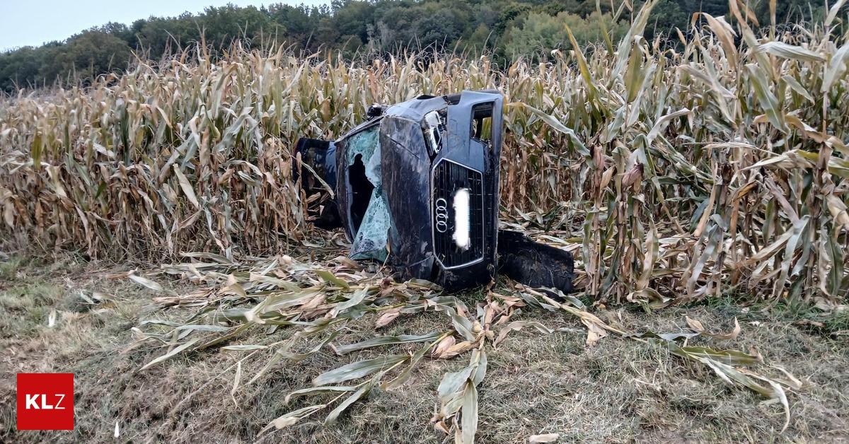 Hoher-Schaden-Auto-berschlug-sich-und-kam-im-Maisacker-zum-Liegen