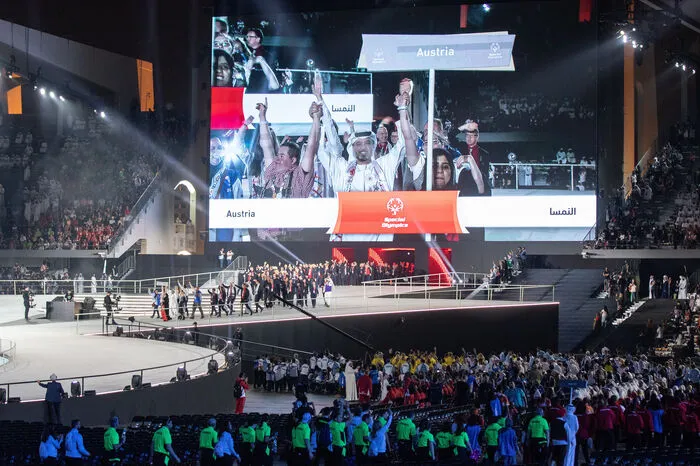 50.000 Menschen feierten in Abu Dhabi ein Fest der Inklusion von Menschen mit intellektueller Beeinträchtigung.