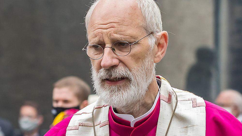 Weihbischof Ansgar Puff auf der Fronleichnamsprozession 2020 in Köln
