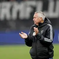 Peter Pacult coacht die „Copa Pele“ im Wörthersee-Stadion