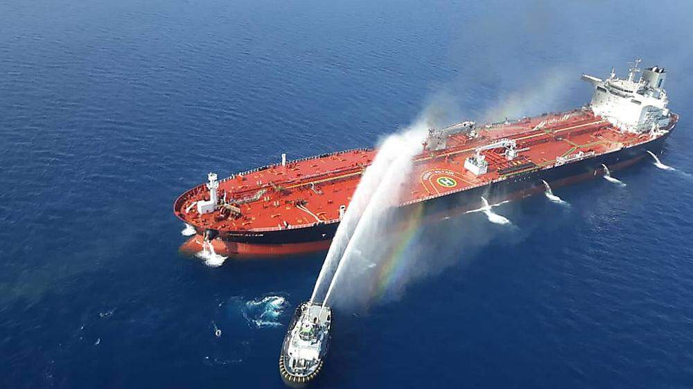 Oman: Video soll Sabotage-Akt auf Öltanker zeigen