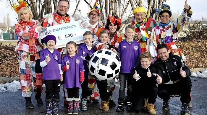 Die Narren haben ein Herz für Kinder und spendeten 500 Euro