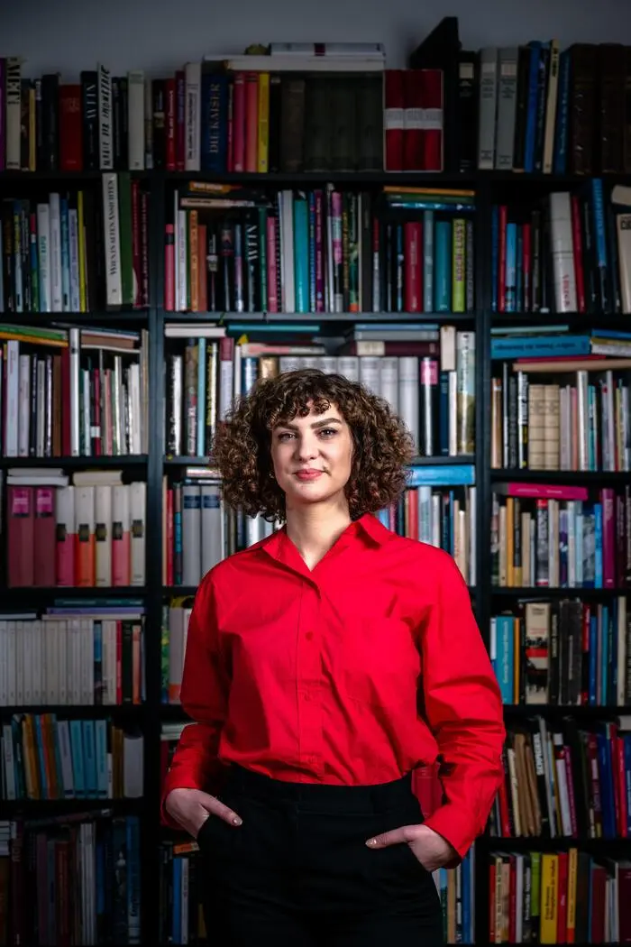 Die Soziologin Laura Wiesböck nennt die Anstrengung von Eltern, ihr Kinder möglichst natürlich zu posten: „Performative Authentizität“.