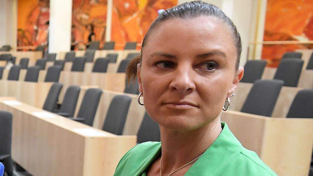 Katharina Nehammer klagt einen Kärntner wegen übler Nachrede