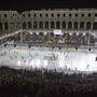 Über 14.000 Zuschauer drängten sich bei den ersten beiden Eishockey-Partien in das römische Amphitheater von Pula