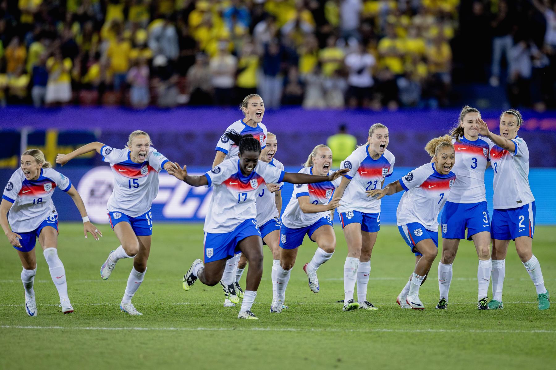 Frauen-EM: Die positiven Schlagzeilen sollen bei England gegen Italien wieder Einzug halten