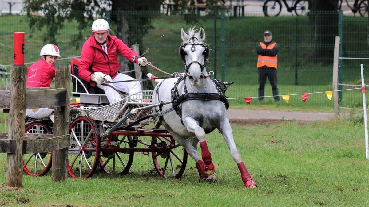 Larissa Wiener und Kurt Gösler fuhren beim Turnier in Lipica auf den zweiten Platz