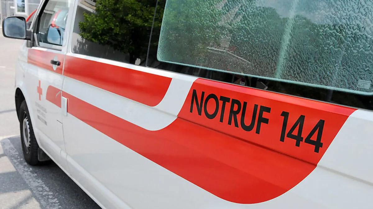 Der 58-Jährige wurde mit der Rettung in das Klinikum Klagenfurt gebracht (Symbolbild)