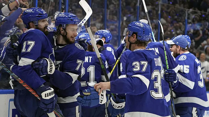 Jubel bei den Spielern von Tampa Bay Lightning