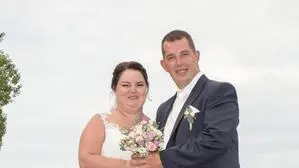 Das frisch vermählte Paar Jasmin Pall und Sascha Held