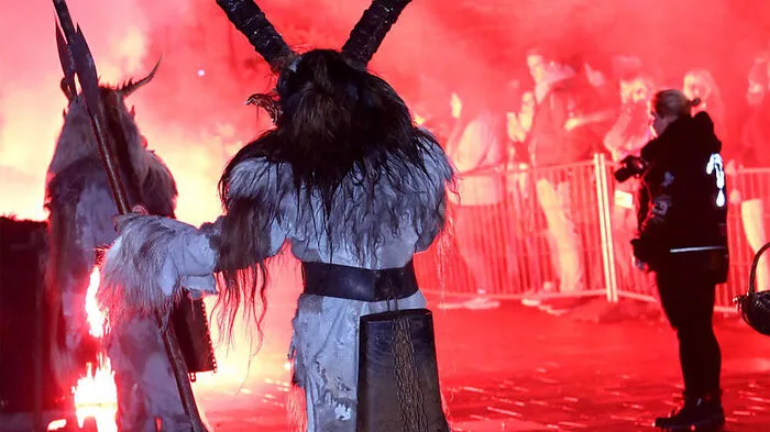 Am Samstag fand in Brückl der Perchtenlauf statt