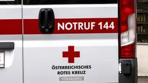 Rettungsauto Österreichisches Rotes Kreuz Vorarlberg Notruf 144 *** Rescue car Austrian Red Cross Vorarlberg Emergency call 144 1065526281 
