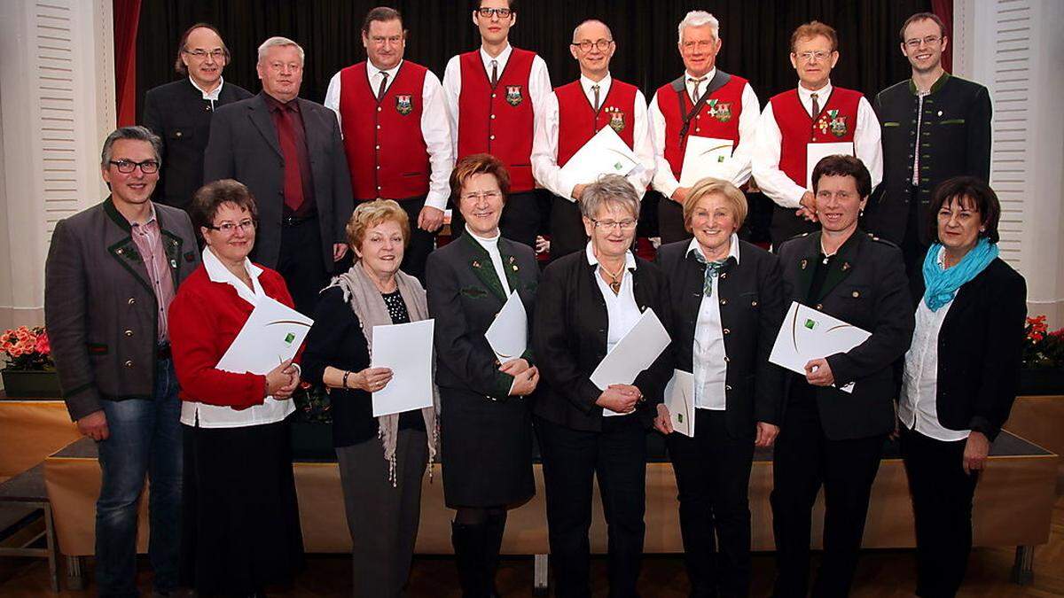 Die Geehrten beim Neujahrskonzert in Mureck 