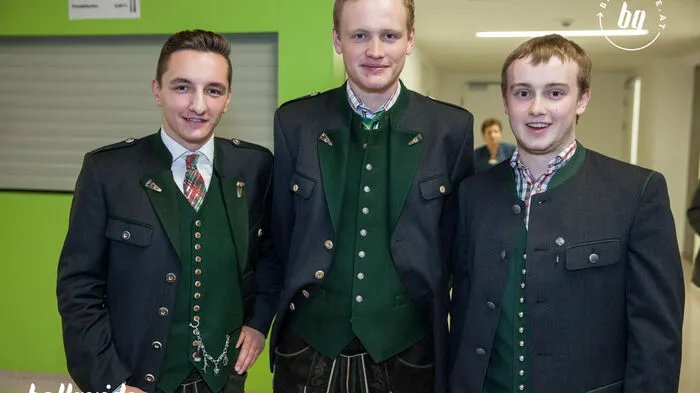 Hunderte begeisterte Balltiger amüsierten sich beim Maturaball der HLFS Bruck an der Mur prächtig. Der "Grüne Ball" hat in der Region bereits Tradition. Gefeiert wurde am Freitagabend (11. November 2016) bei bester Laune bis früh in den Morgen.