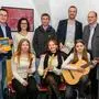 Lux, Joham-Plattner, Kollmann, Taudes und Schildberger (von links) mit den Musikerinnen, die den Abend umrahmten