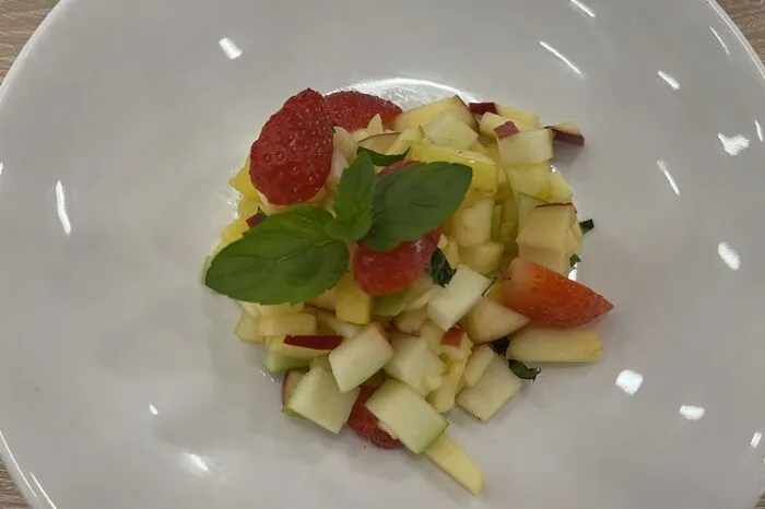Ein Obstsalat war das Dessert