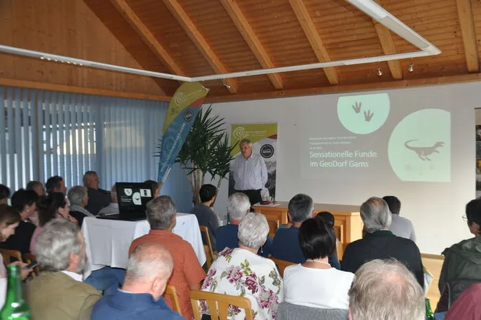 Präsentation der Ergebnisse von Dr. Heinz Kollmann im GeoRama Gams am Montag