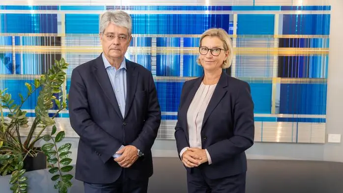 Wolfgang Hesoun (FEEI-Obmann) und Marion Mitsch (FEEI-Geschäftsführerin)