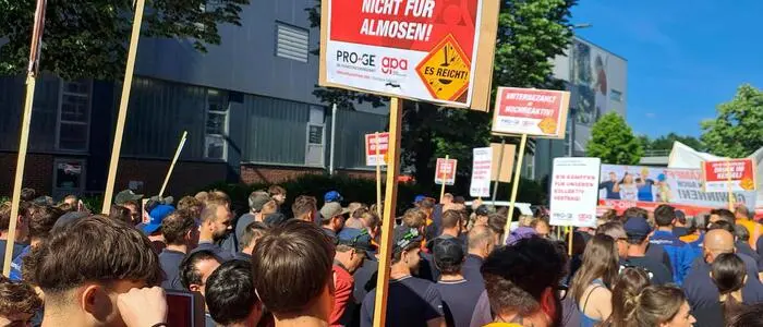 Warnstreik bei der Lenzing AG in Oberösterreich in der Vorwoche
