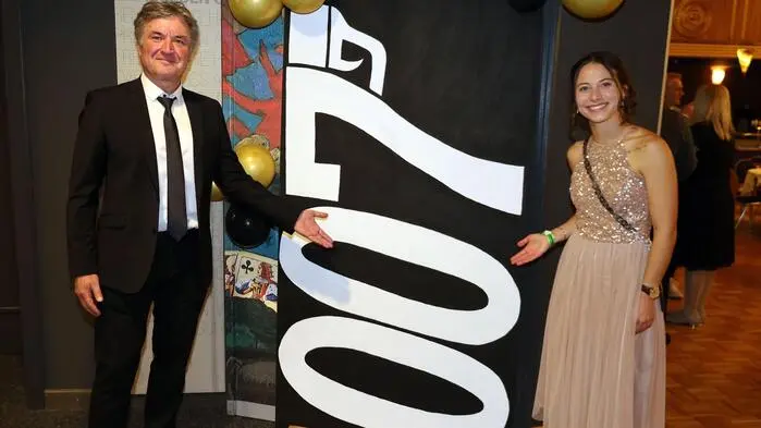 Konnten sich über eine sehr erfpolgreich Maturaball freuen:  BRG-Direktor Hannes Wolf und Sabrina Kircher (Hauptorganisation Maturaball).