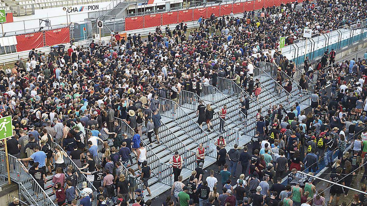 Wegen Terroralarm musste bei &quot;Rock am Ring&quot; das Gelände geräumt werden