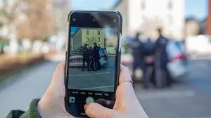 Im Spannungsfeld von Datenschutz, Persönlichkeitsrecht und Meinungsfreiheit: Das Filmen von Polizisten bei Amtshandlungen ist nicht immer erlaubt