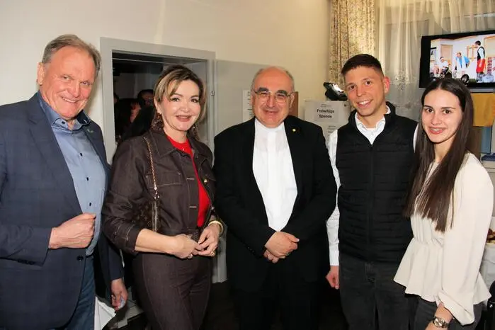 Unter den Premierengästen waren Diözesanbischof Wilhelm Krautwaschl, Bürgermeister Erwin Dirnberger und Bürgermeister Lukas Vogl.