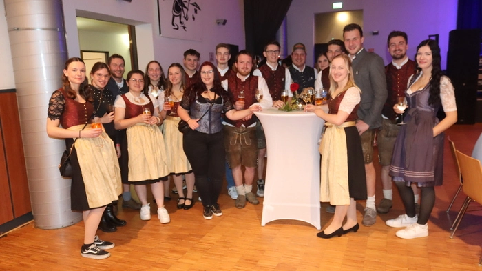 Die Landjugend Pustritz war auf dem Griffner Bauernball zahlreich vertreten.