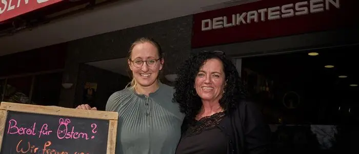 Doris Jäger (links) und Traudi Mak von „Delikatessen Jäger“ in Klagenfurt