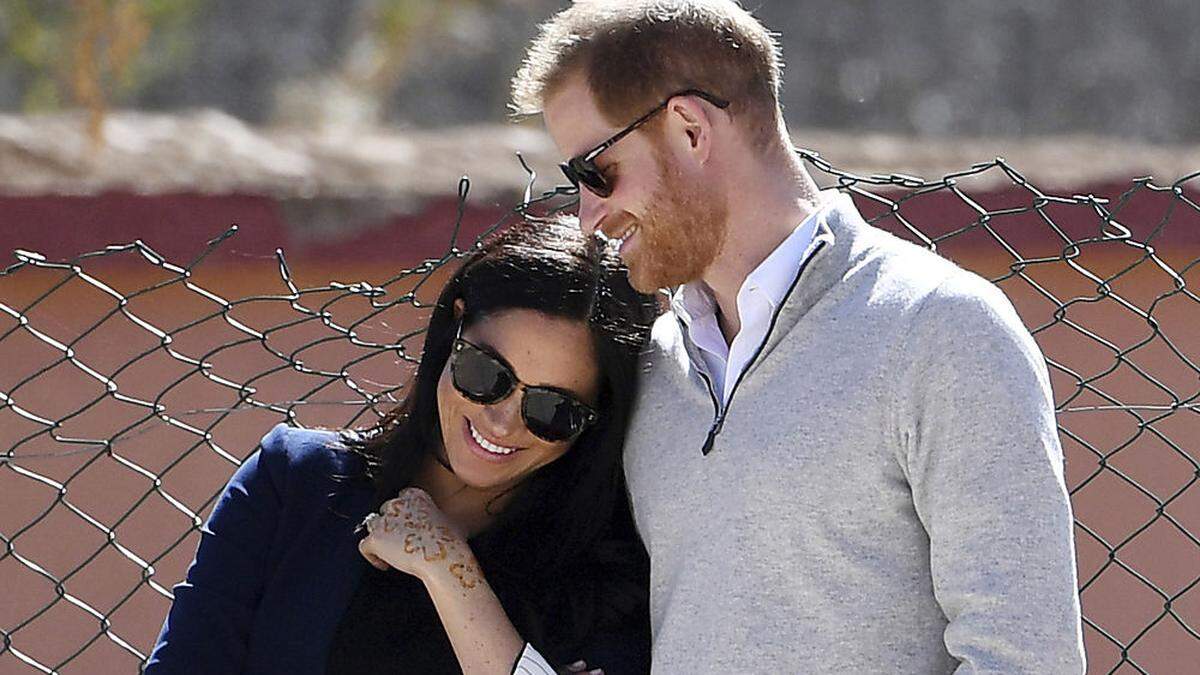 Meghan und Harry: Warten auf das Baby. Meghans Henna-Tattoo haben ihr Kinder gemacht