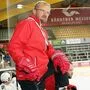 KAC-Trainer Petri Matikainen überwacht das Training ganz genau