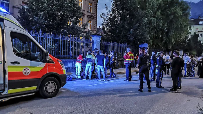 Großeinsatz der Rettungskräfte bei einer Hochzeit in Innsbruck